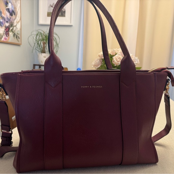 Poppy & Peonies Handbags - Poppy and Peonies Multitasker (Berry)